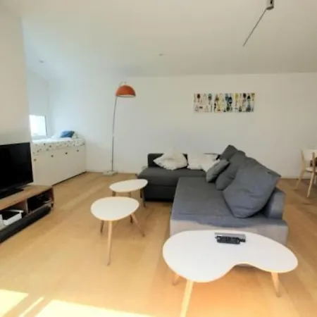 Maison Recente *